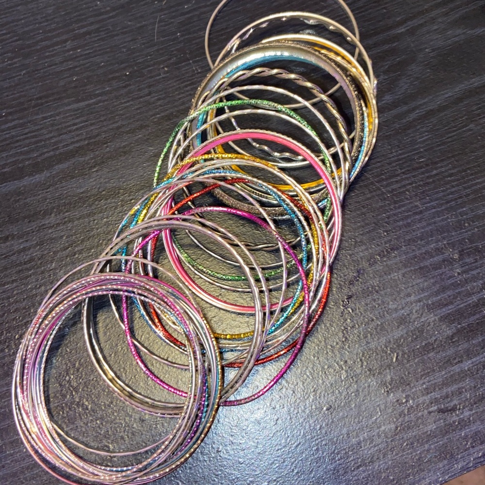 Bangle bracelets - Picture 2 of 2